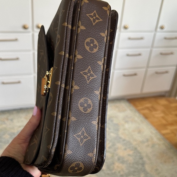 Louis Vuitton pouchette metis… great bag - Picture 10 of 12